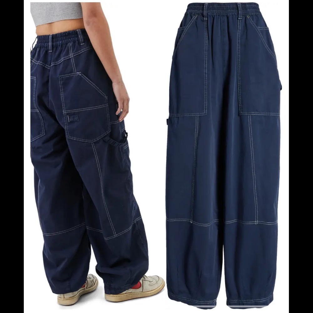 New with tags NWT Baggy Utility Pants
BDG URBAN OUTFITTERS - Picture 2 of 8